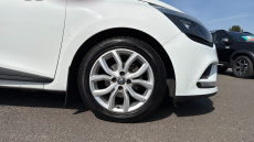 Renault Clio 1.2 16V Play 5dr Petrol Hatchback